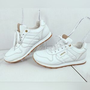 Levi's Womens Tessa UL Casual Athletic Inspired Sneakers Tennis Shoes, Sz 7.5